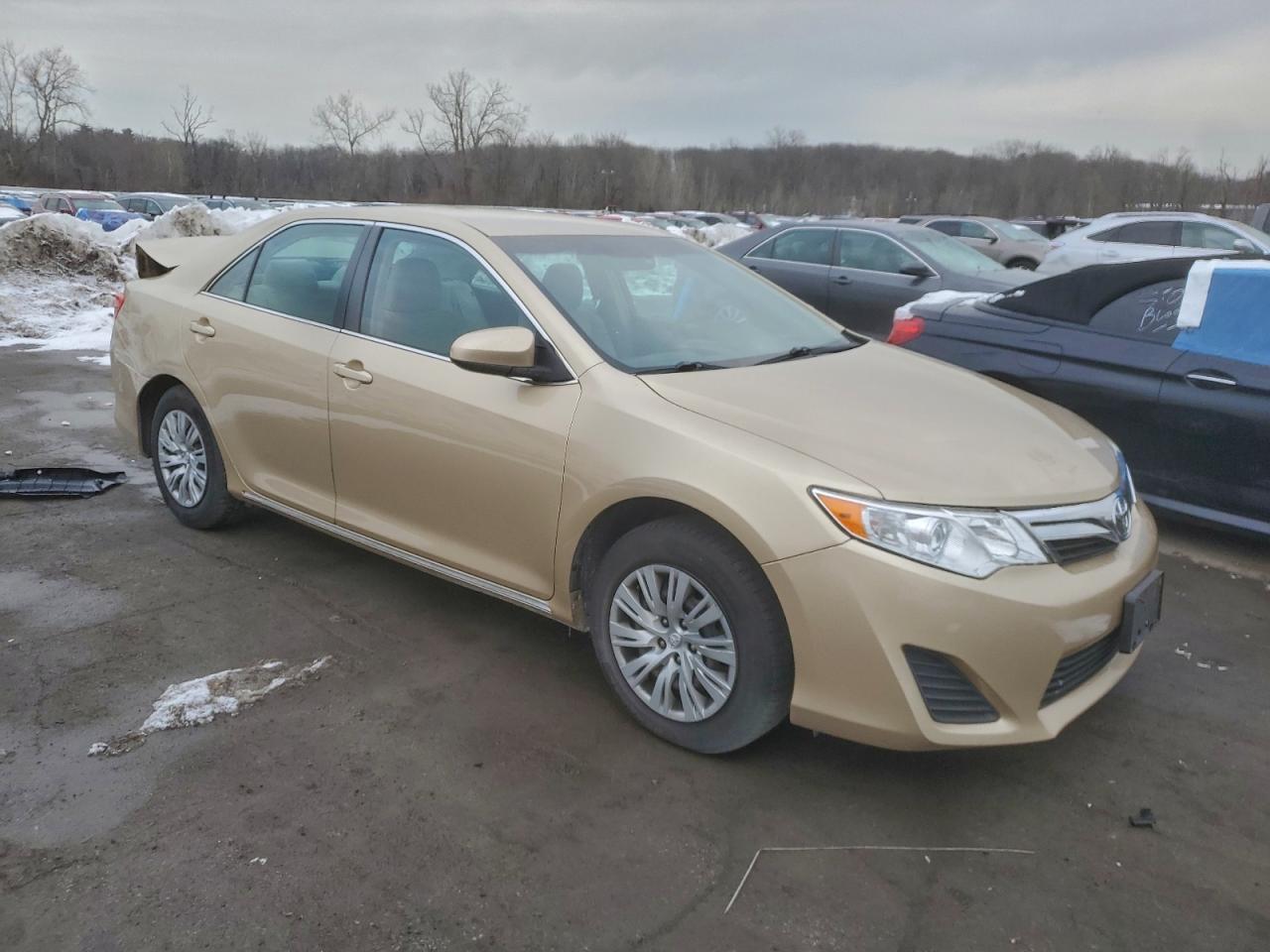 2012 TOYOTA CAMRY BASE photo 4