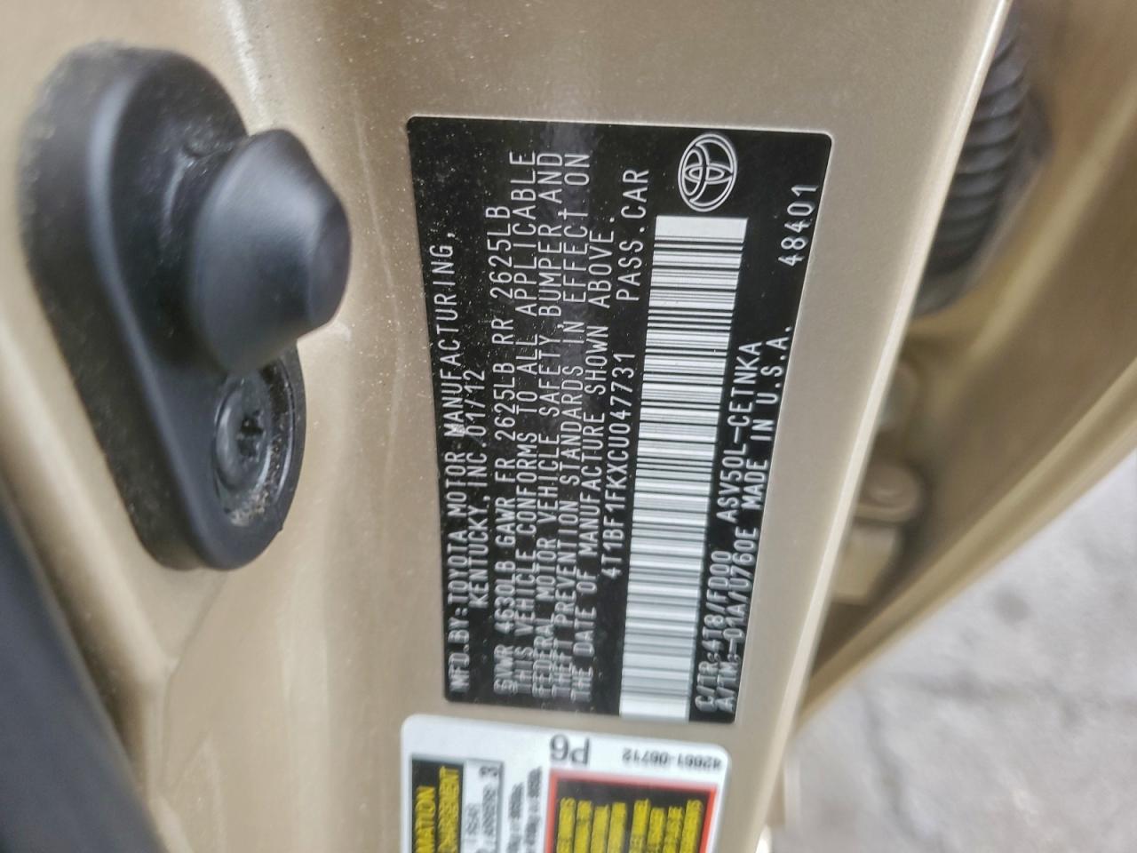 2012 TOYOTA CAMRY BASE photo 13