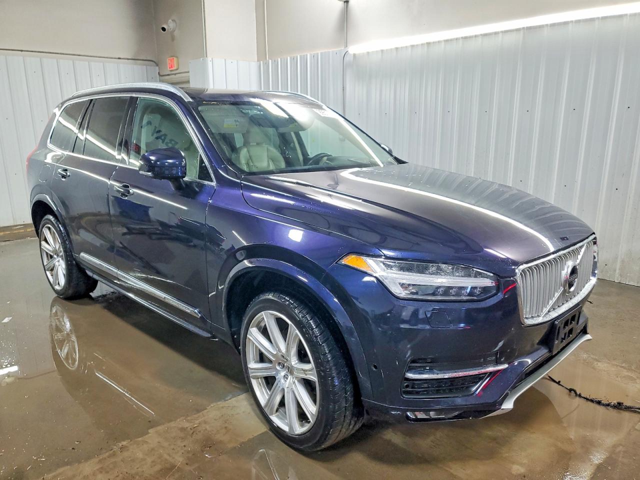 2016 VOLVO XC90 T6 photo 4