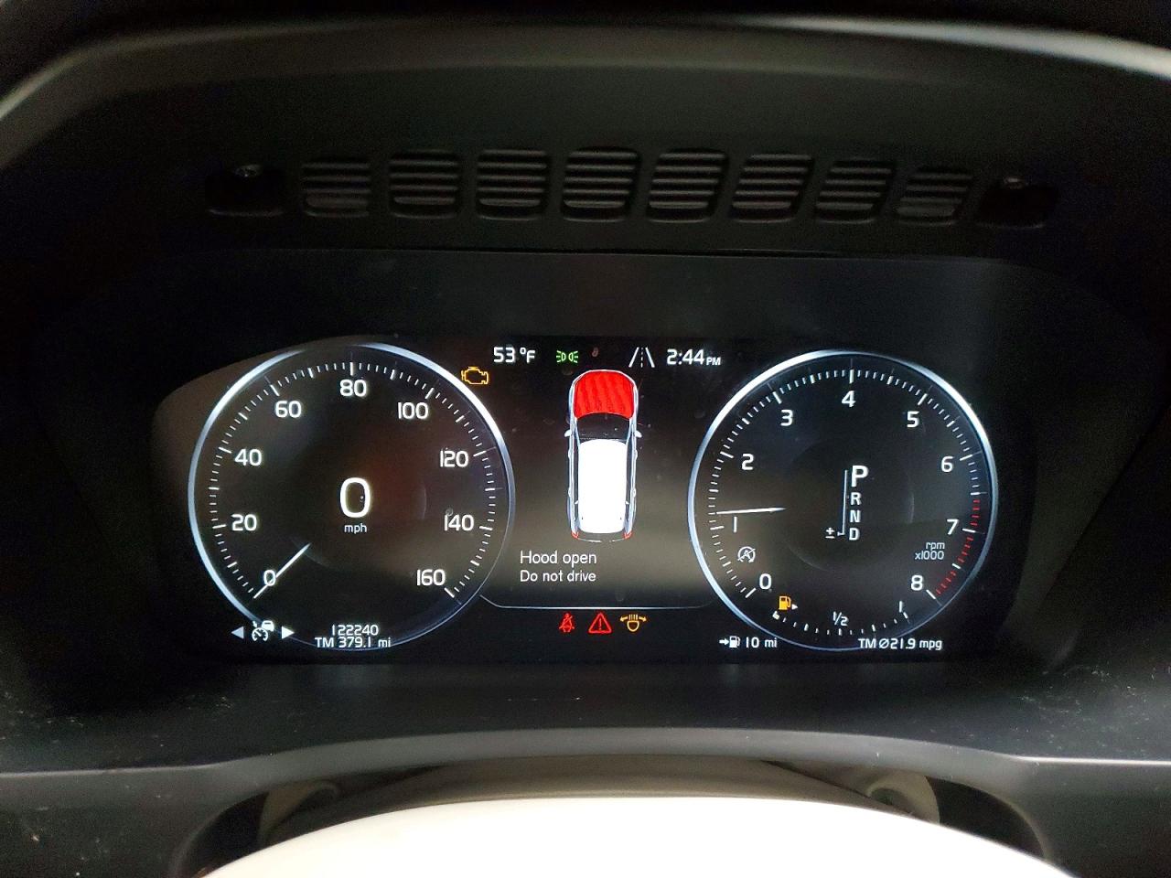 2016 VOLVO XC90 T6 photo 9