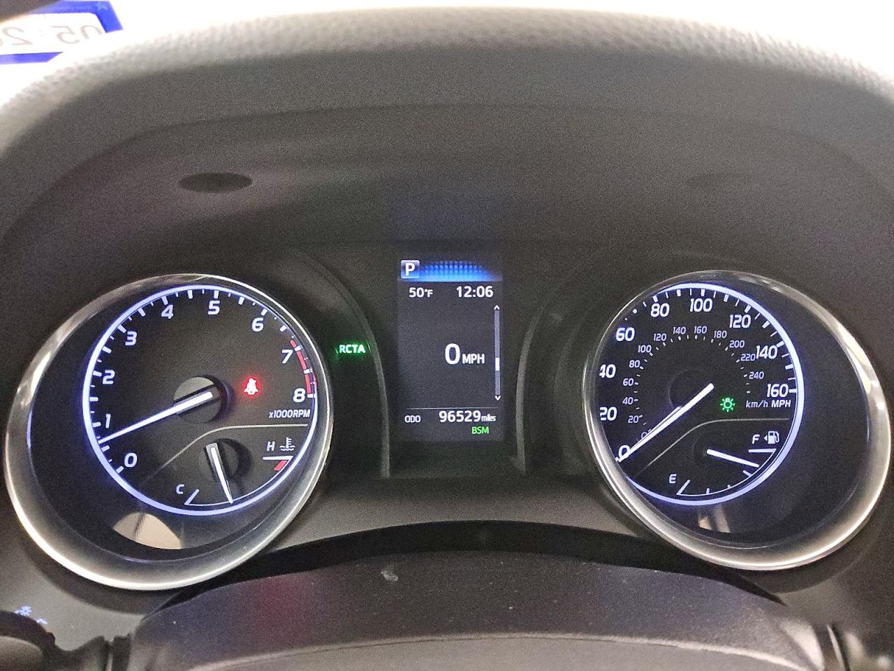 2019 TOYOTA CAMRY L photo 9