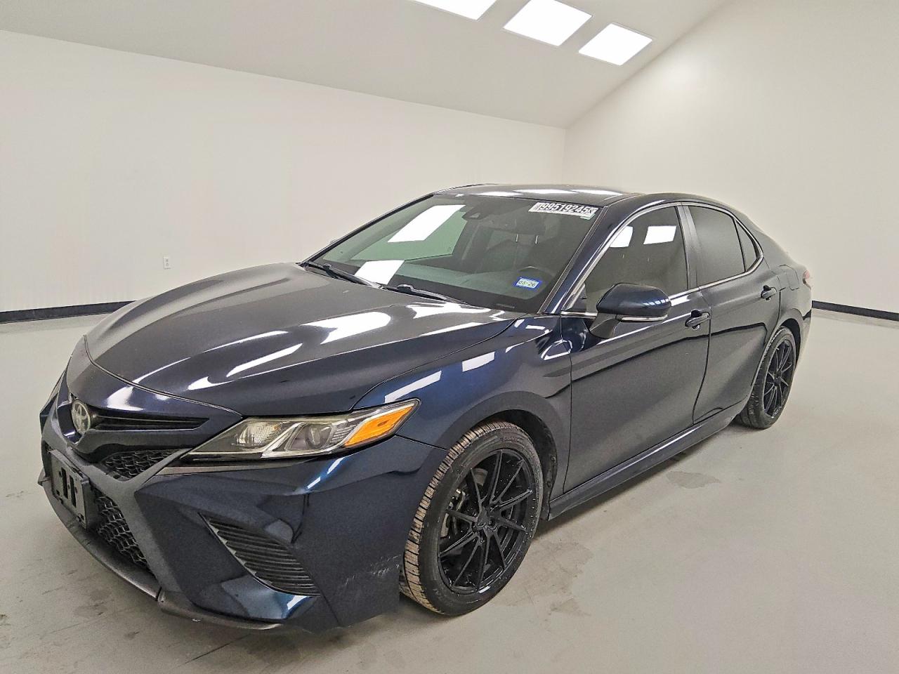 2019 TOYOTA CAMRY
