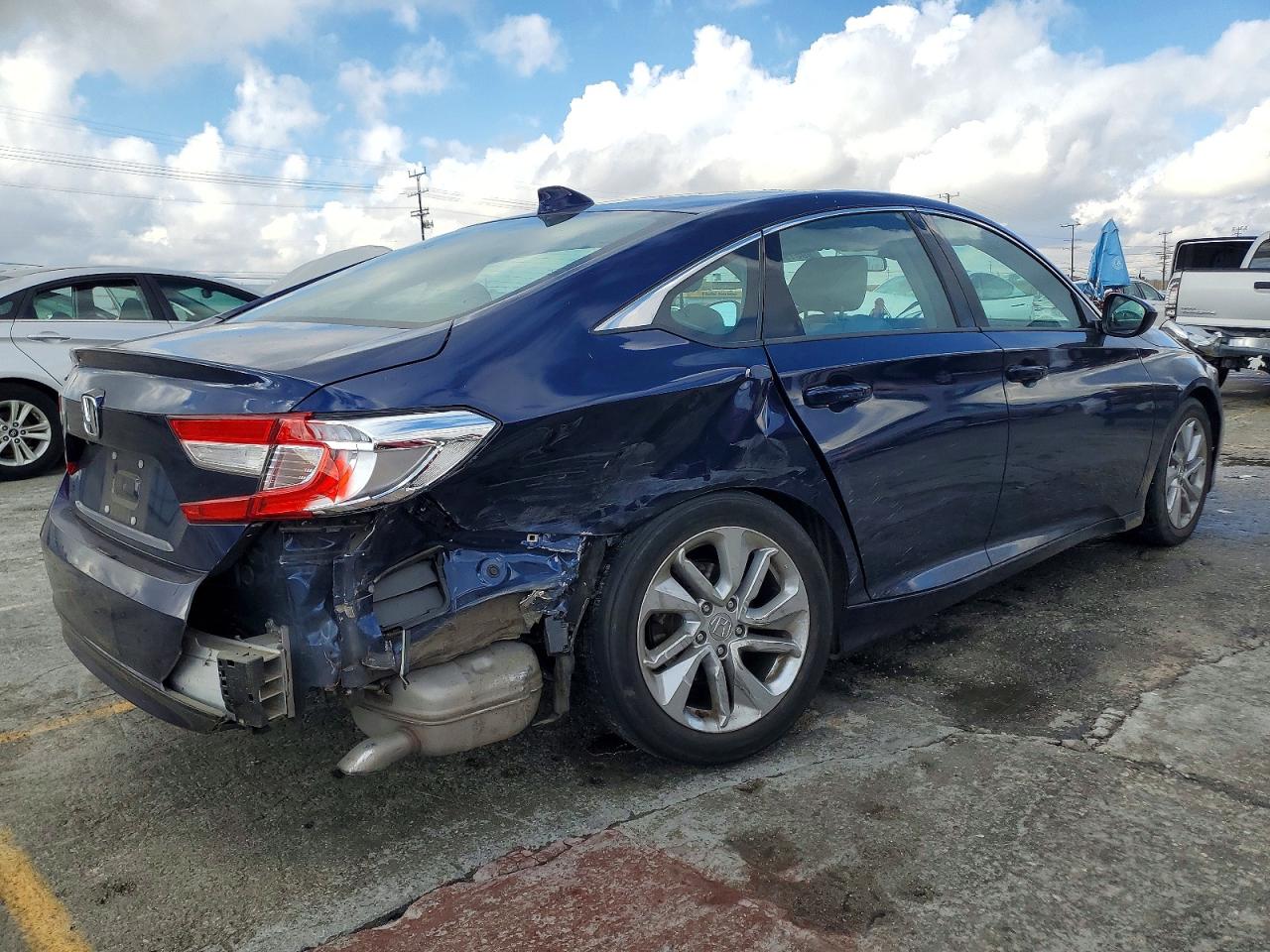 2020 HONDA ACCORD LX photo 3