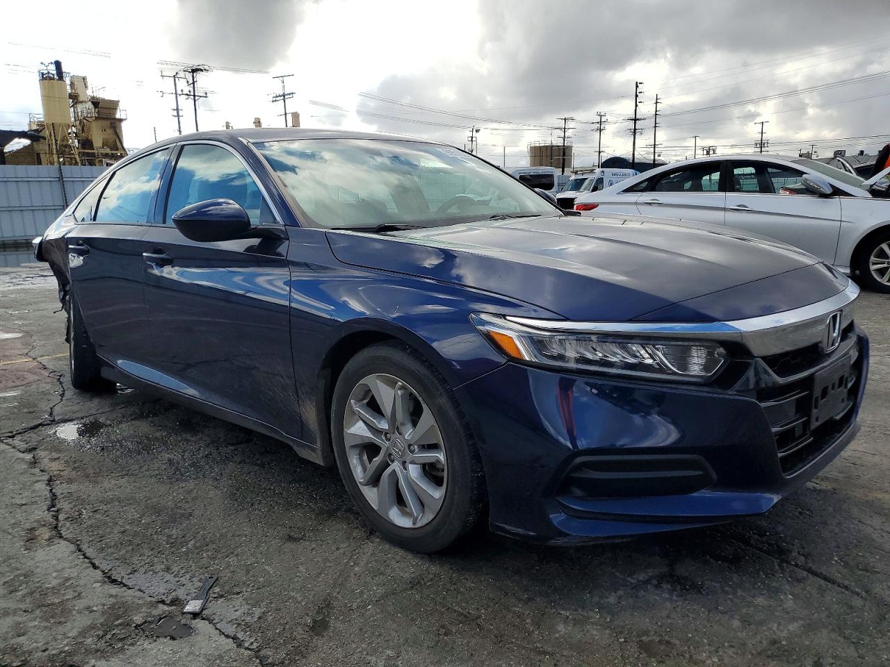 2020 HONDA ACCORD LX photo 4