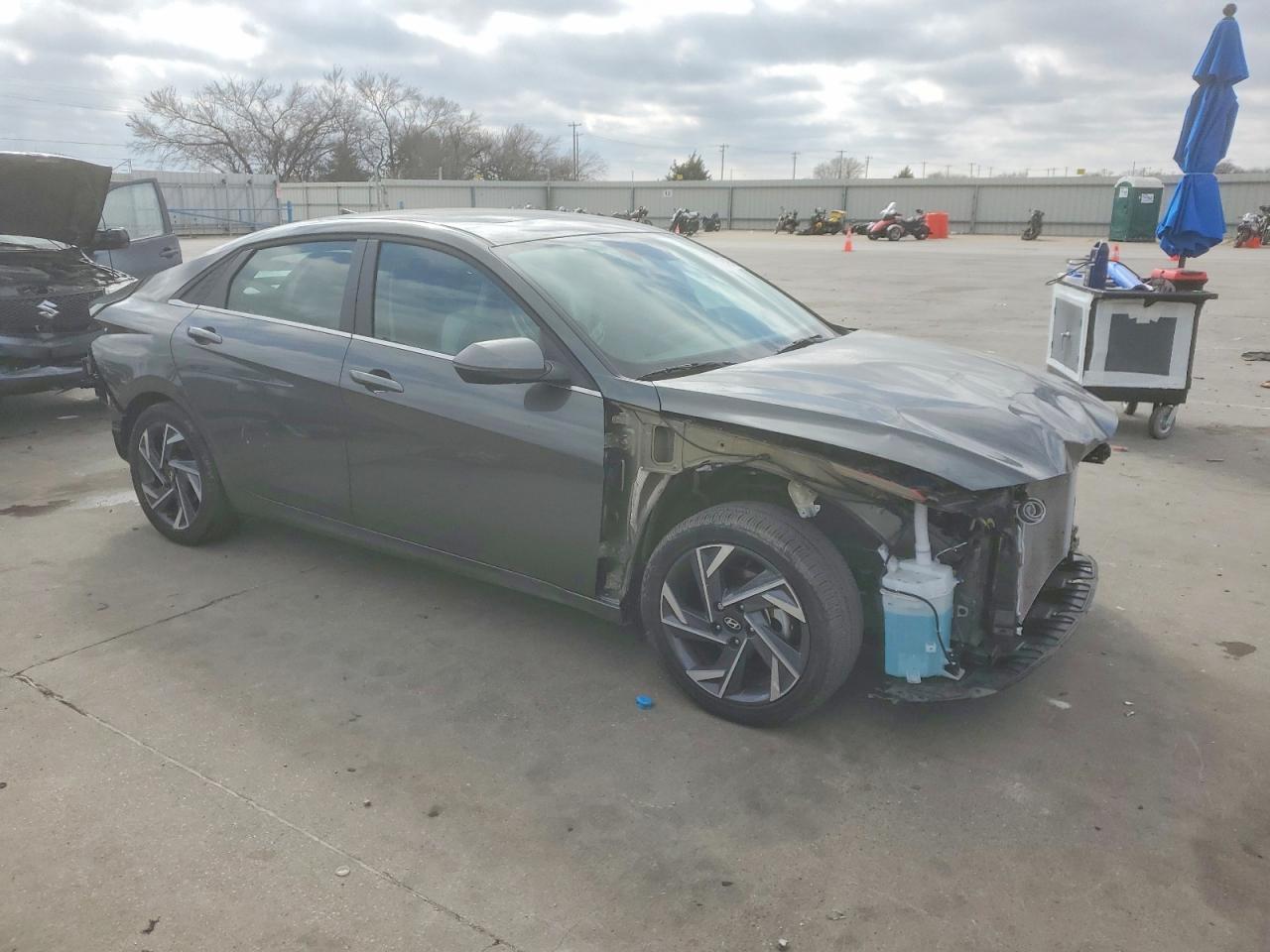 2025 HYUNDAI ELANTRA LIMITED photo 10