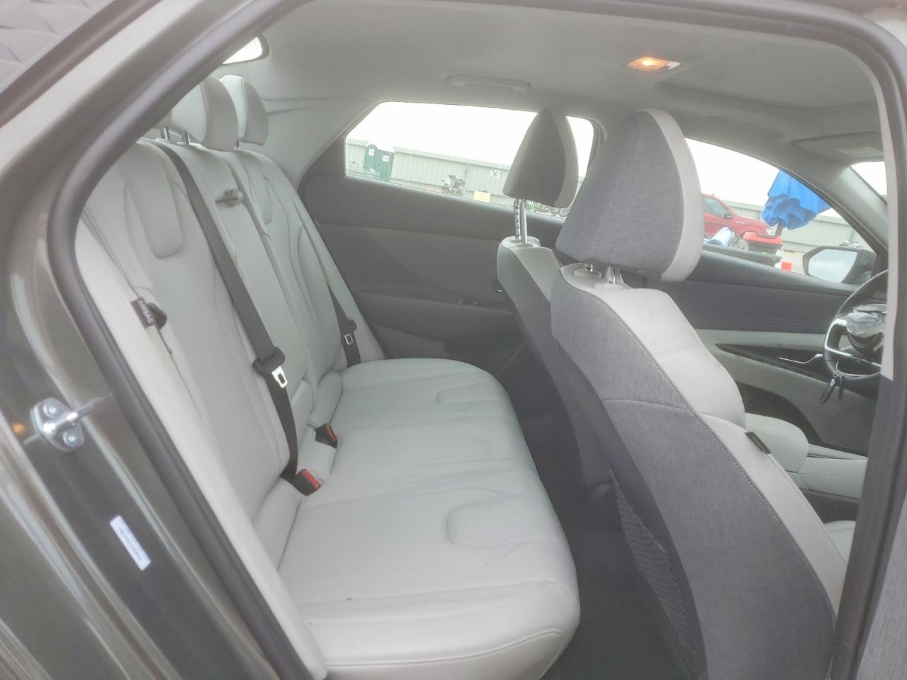 2025 HYUNDAI ELANTRA LIMITED photo 28