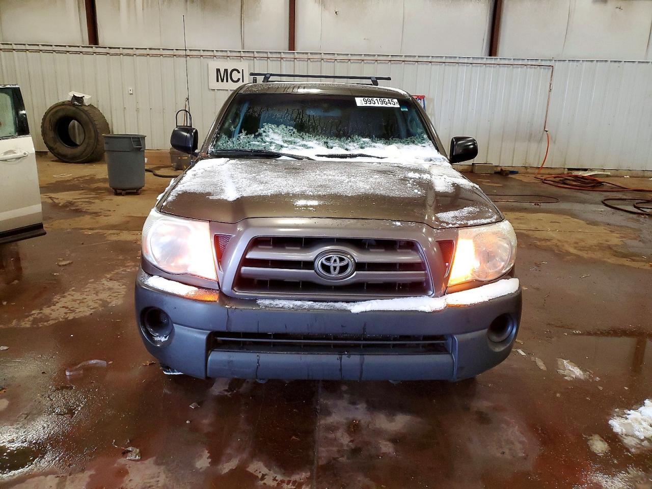 2009 TOYOTA TACOMA photo 5