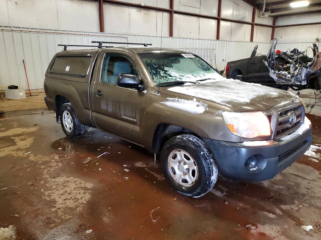 2009 TOYOTA TACOMA photo 4