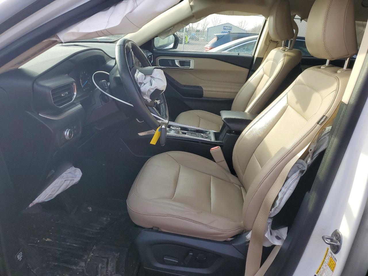 2020 FORD EXPLORER XLT photo 13