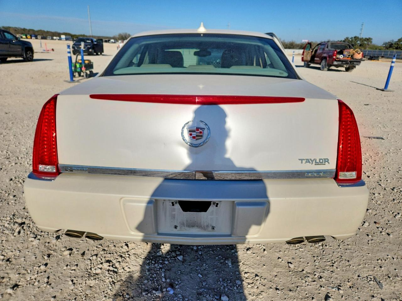 2009 CADILLAC DTS photo 6