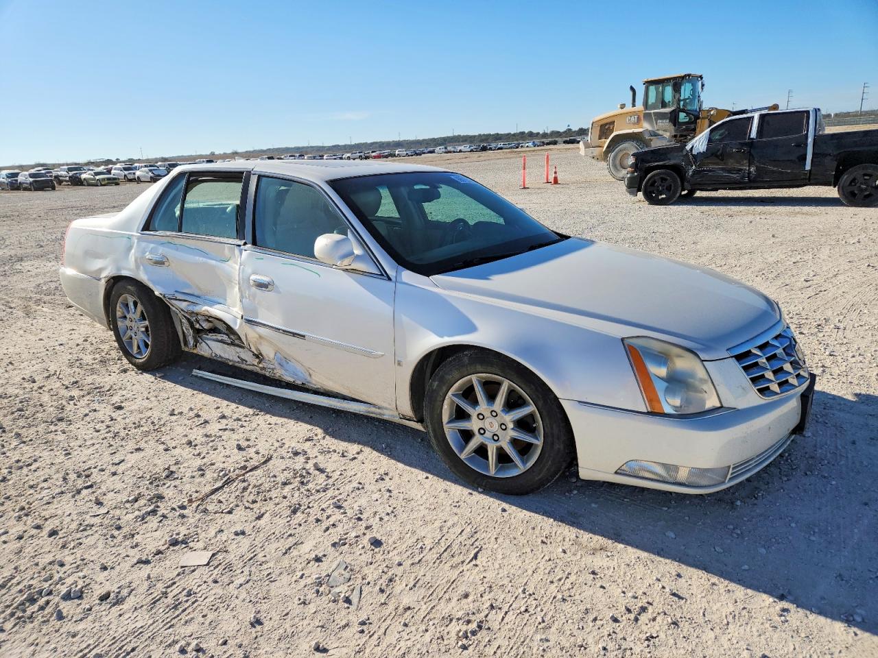 2009 CADILLAC DTS photo 4