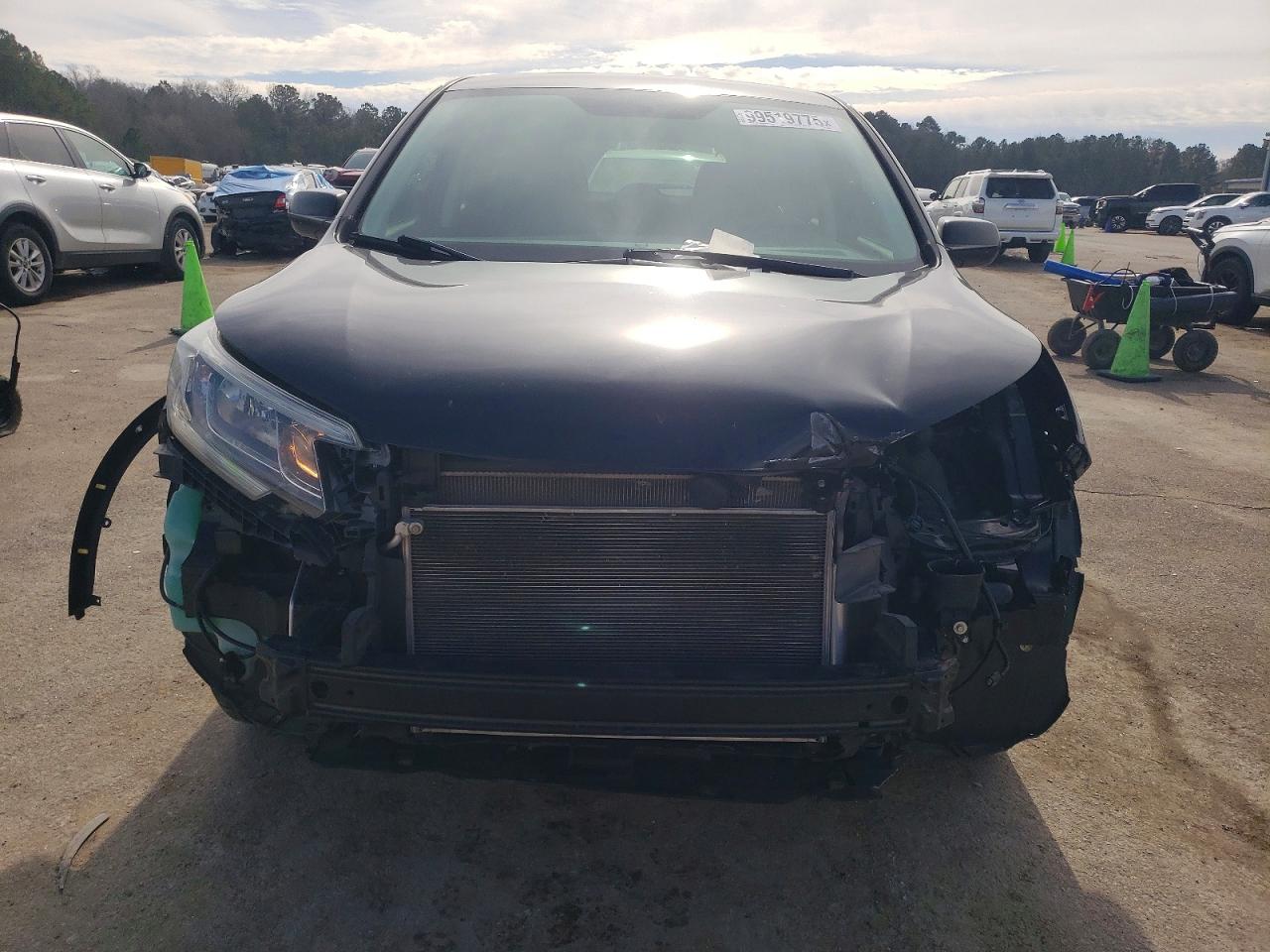 2016 HONDA CR-V LX photo 5