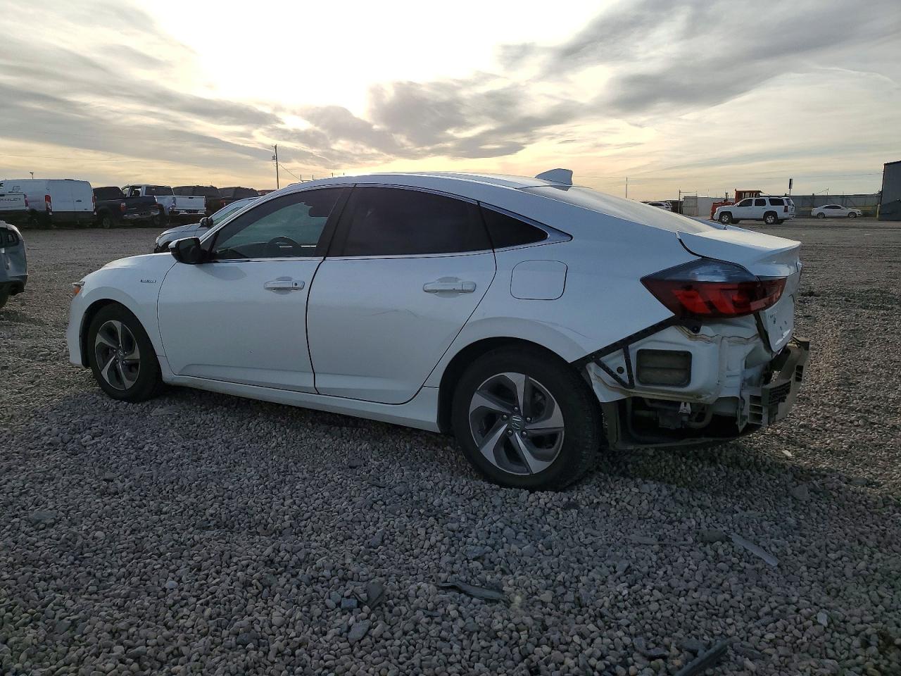 2019 HONDA INSIGHT EX photo 2