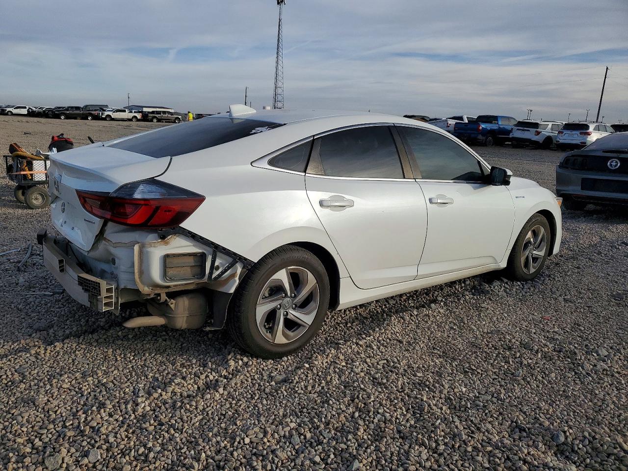 2019 HONDA INSIGHT EX photo 3