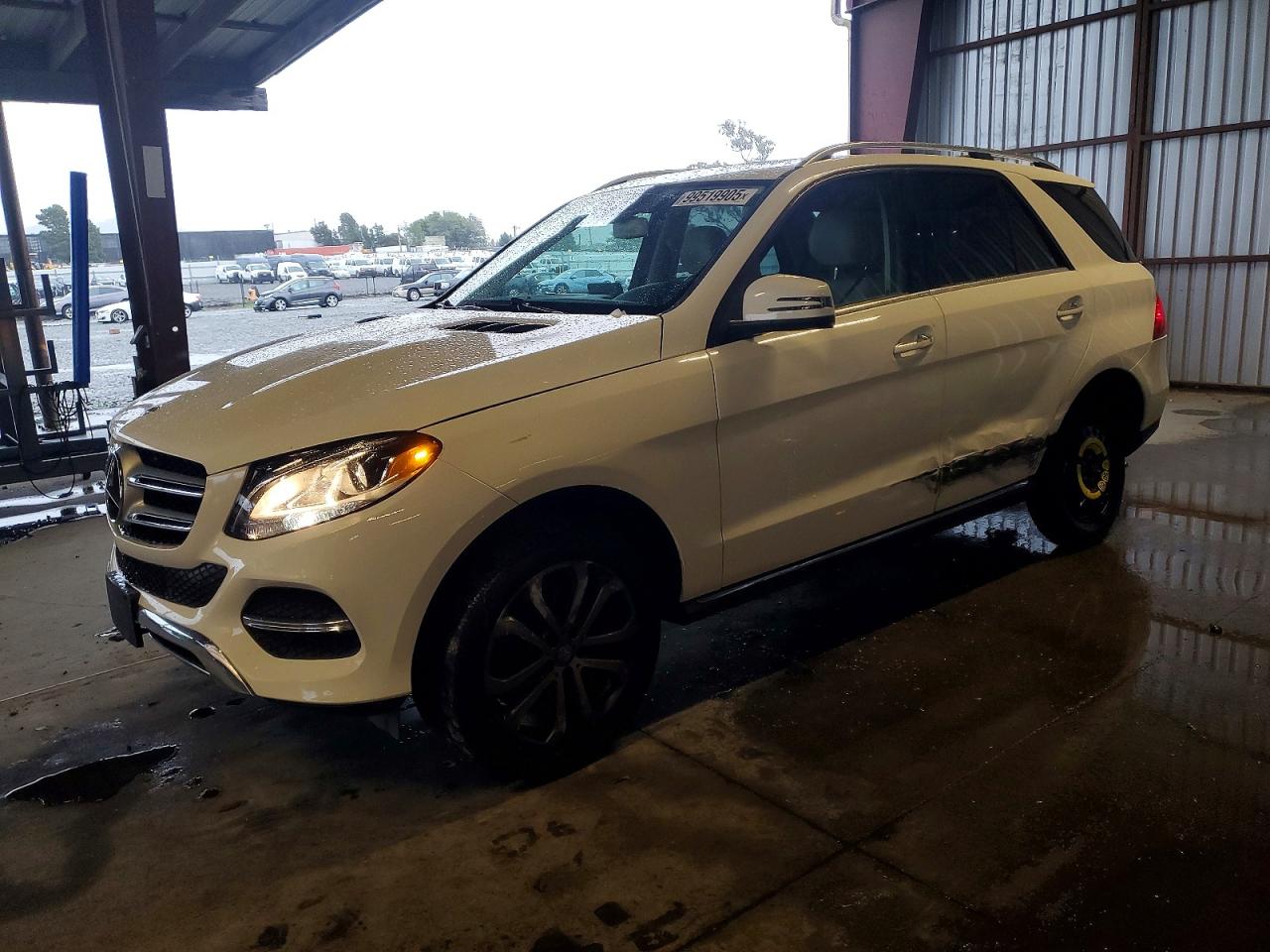 2016 MERCEDES-BENZ GLE