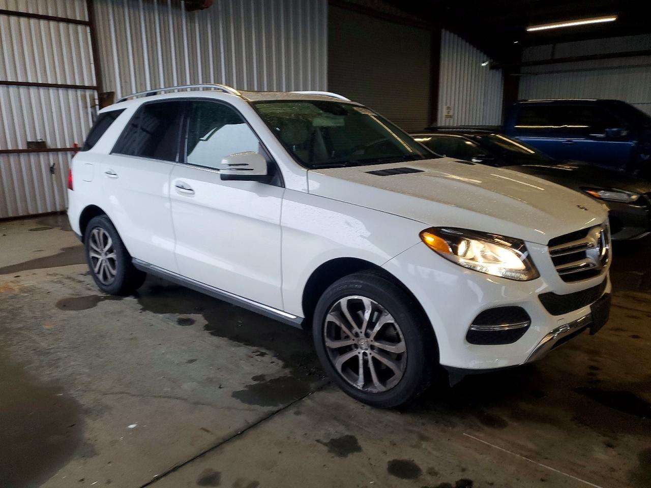 2016 MERCEDES-BENZ GLE 350 4MATIC photo 4