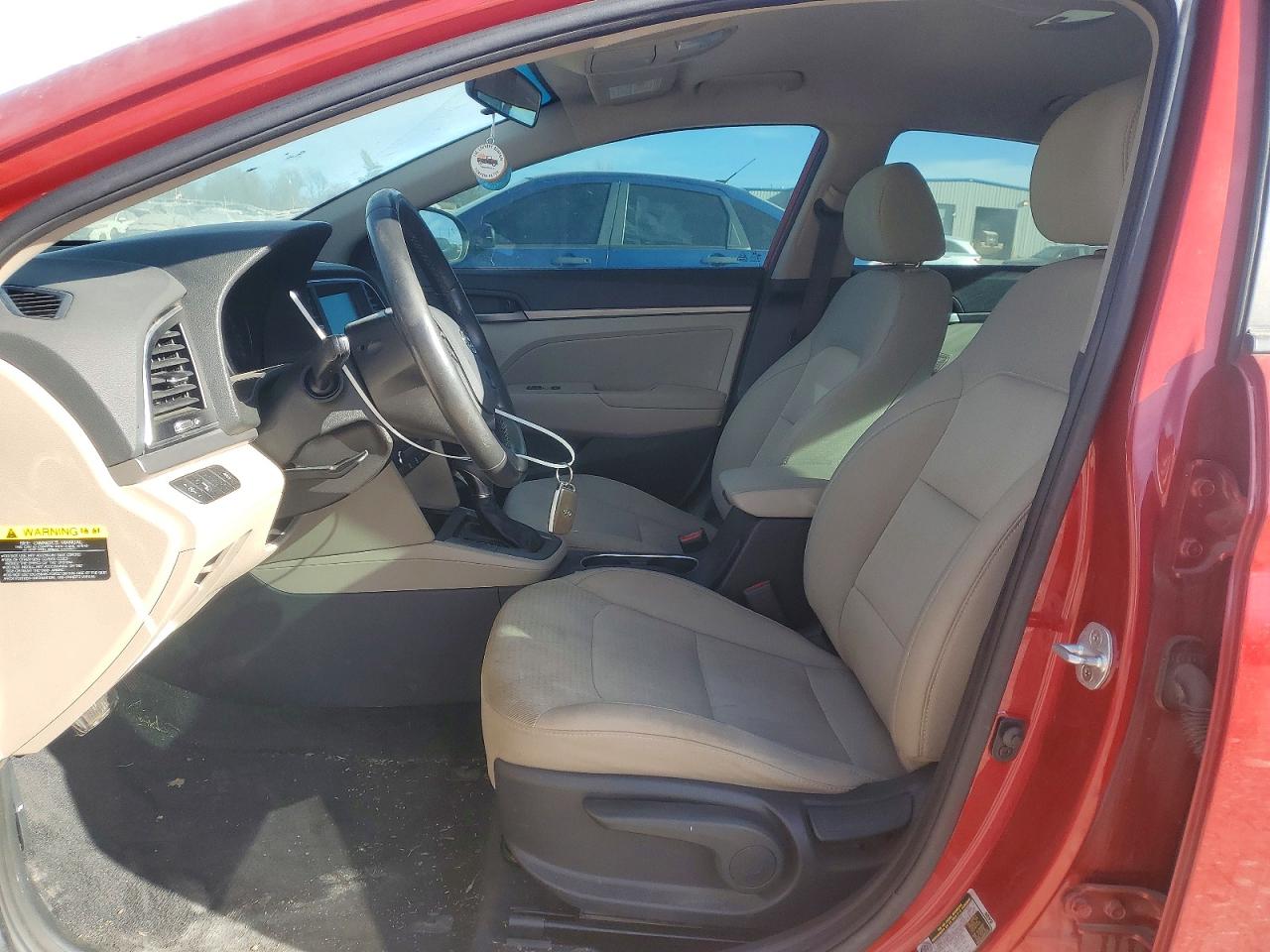 2017 HYUNDAI ELANTRA SE photo 7