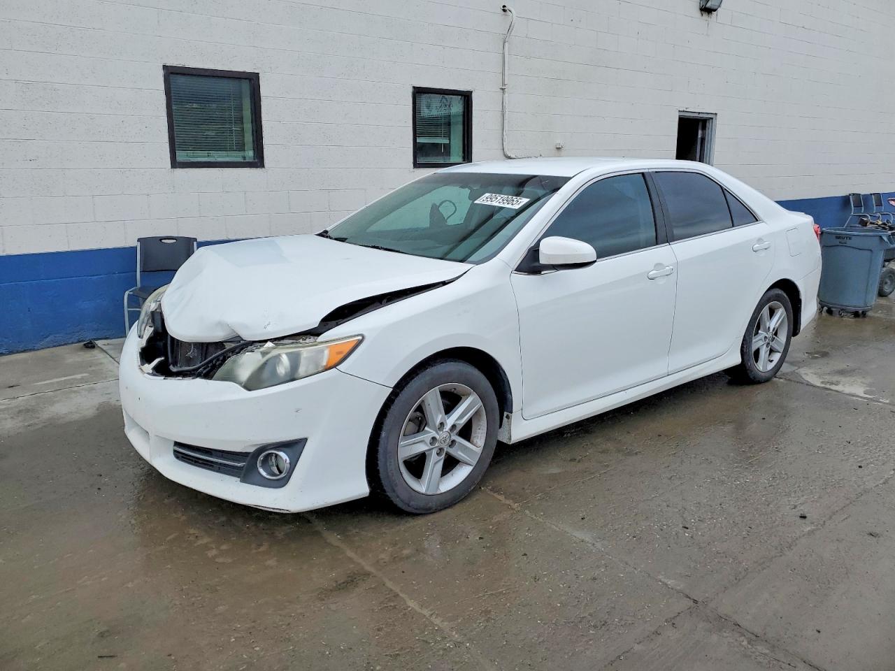2013 TOYOTA CAMRY