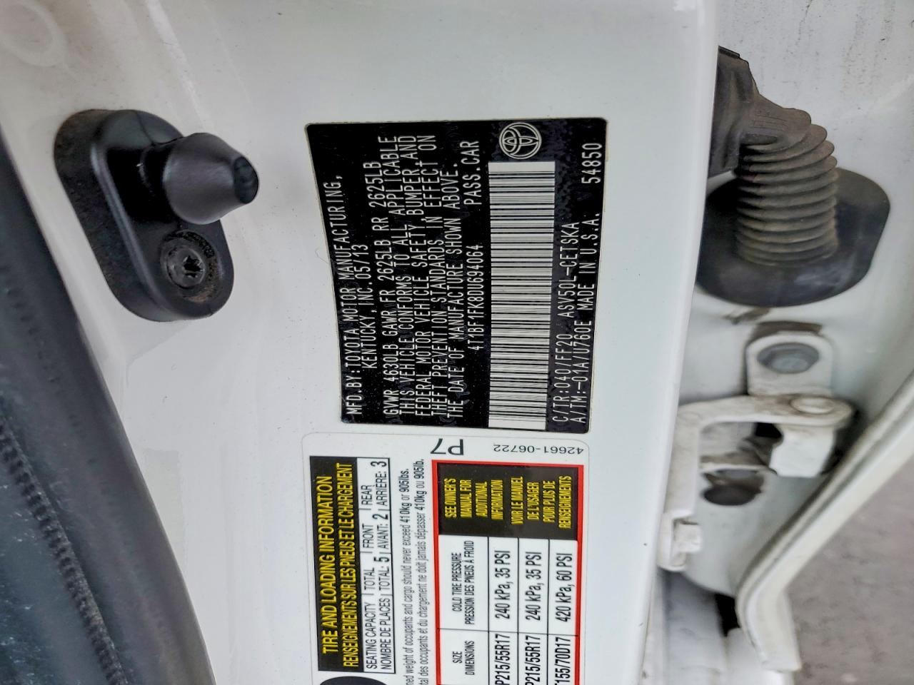 2013 TOYOTA CAMRY L photo 12