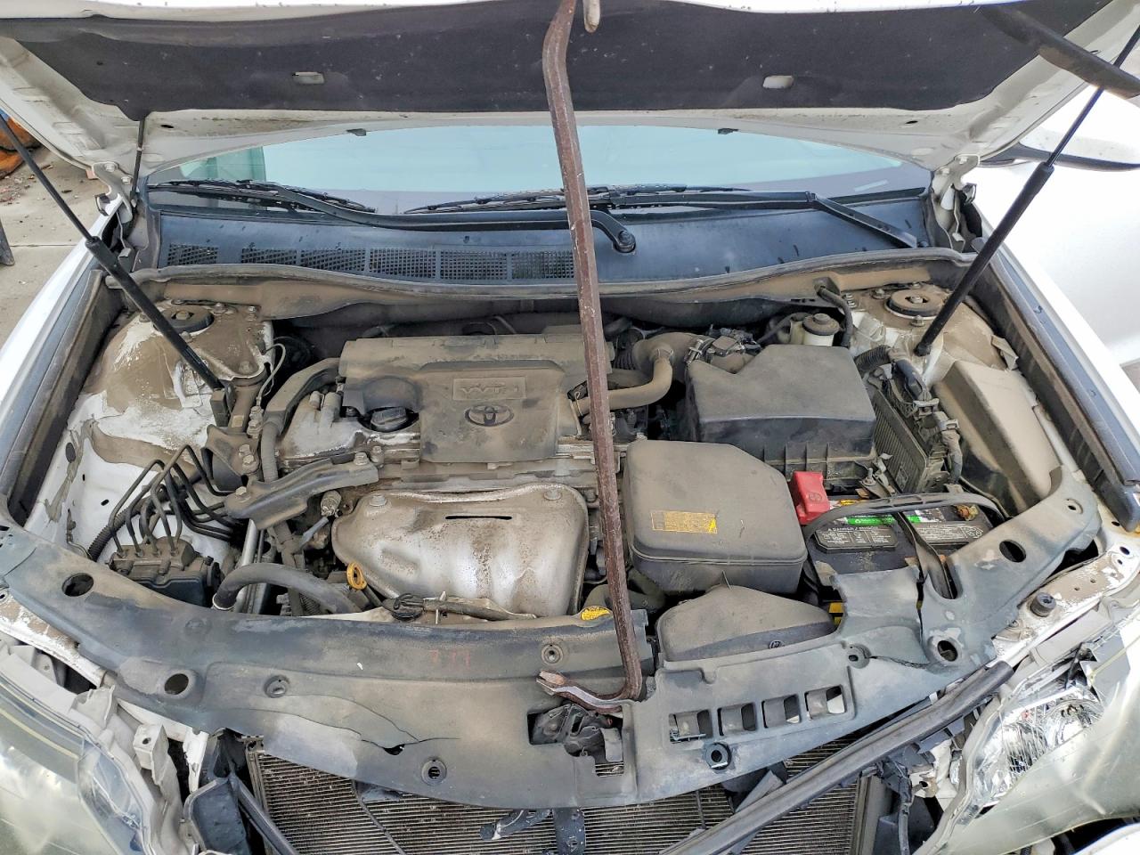 2013 TOYOTA CAMRY L photo 11