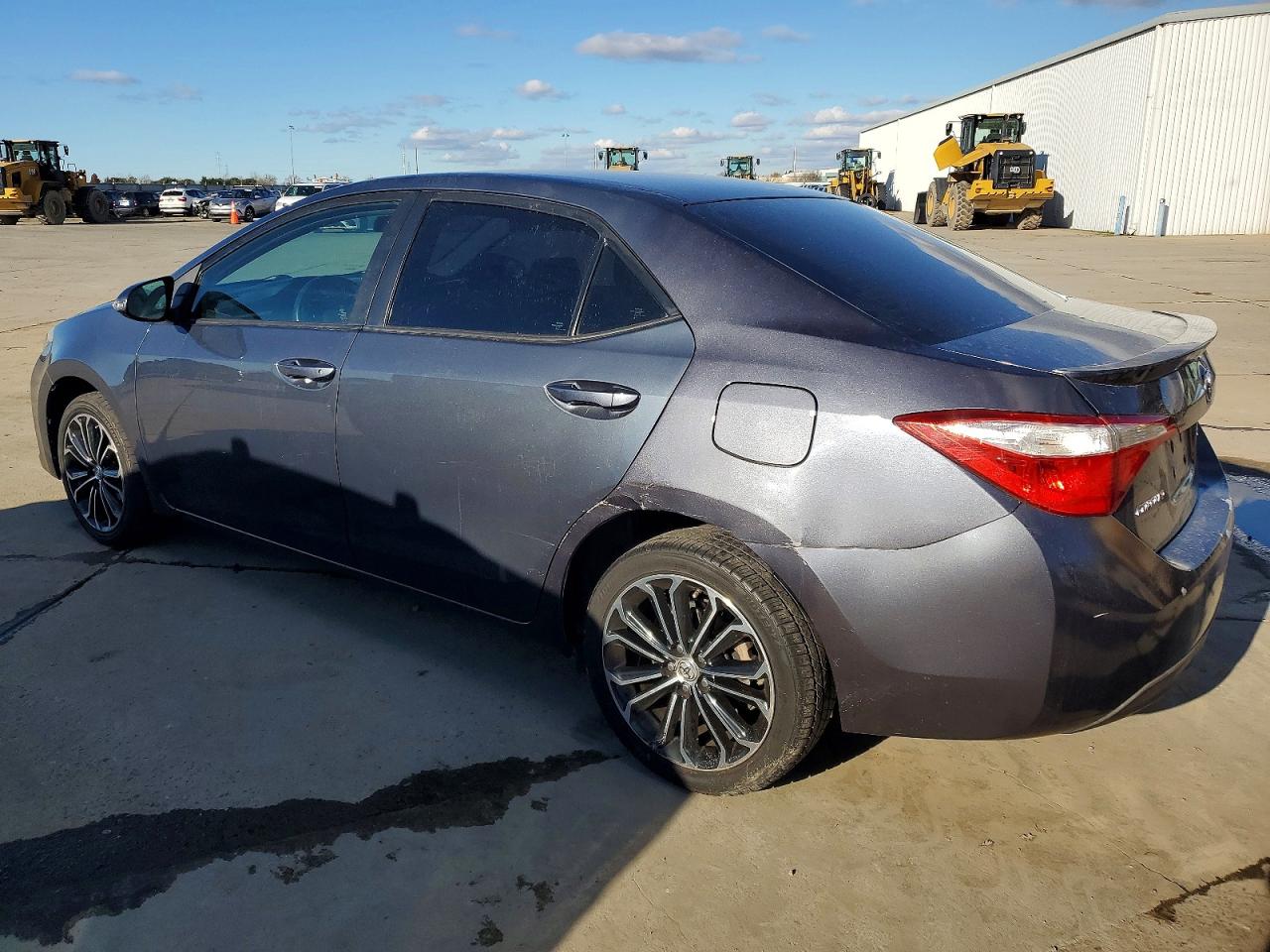2014 TOYOTA COROLLA L photo 2