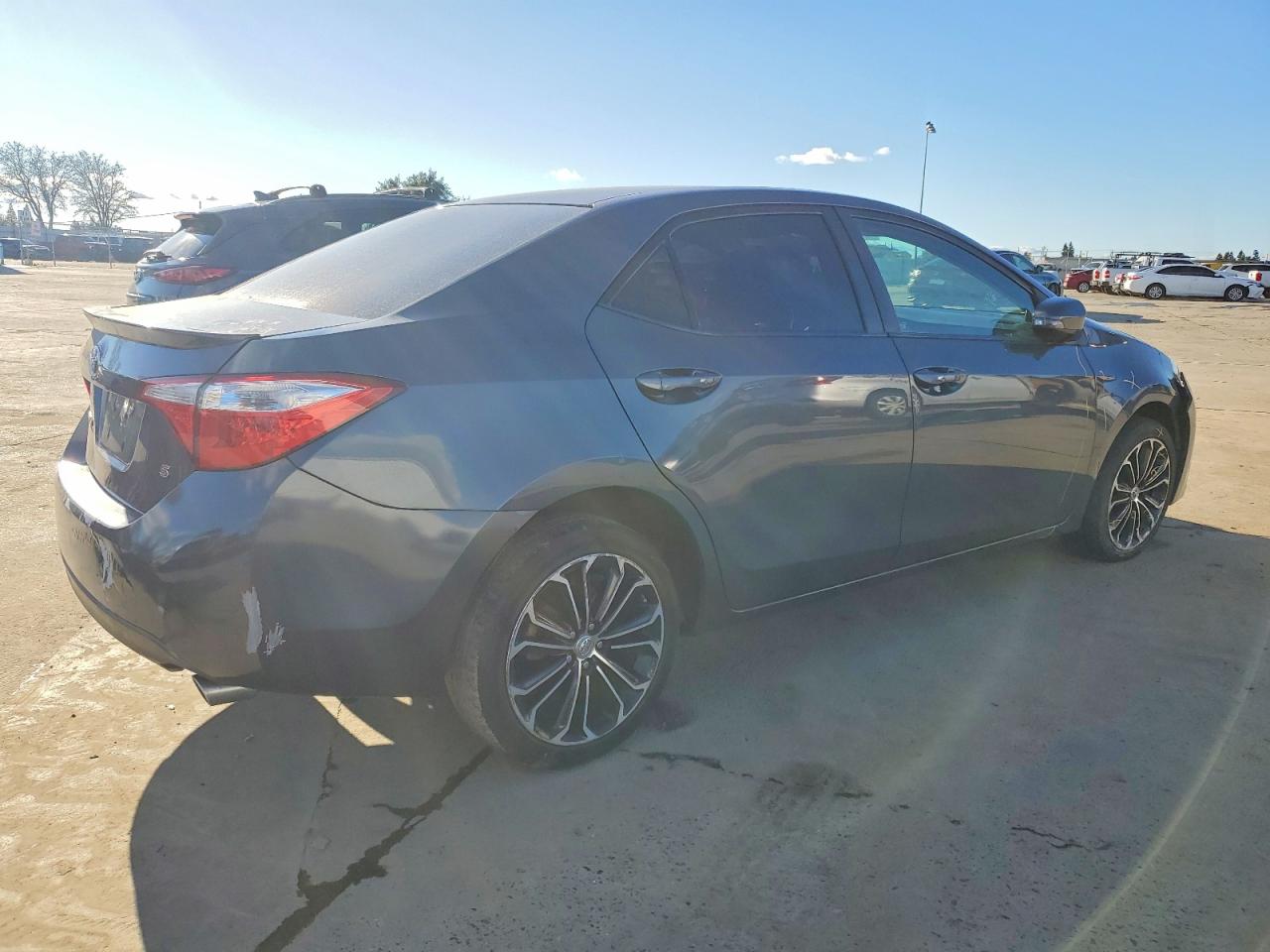 2014 TOYOTA COROLLA L photo 3