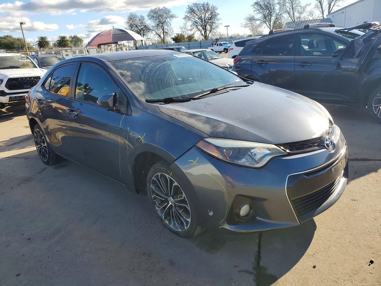 2014 TOYOTA COROLLA L photo 4