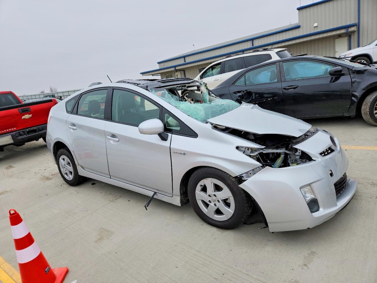 2011 TOYOTA PRIUS photo 4