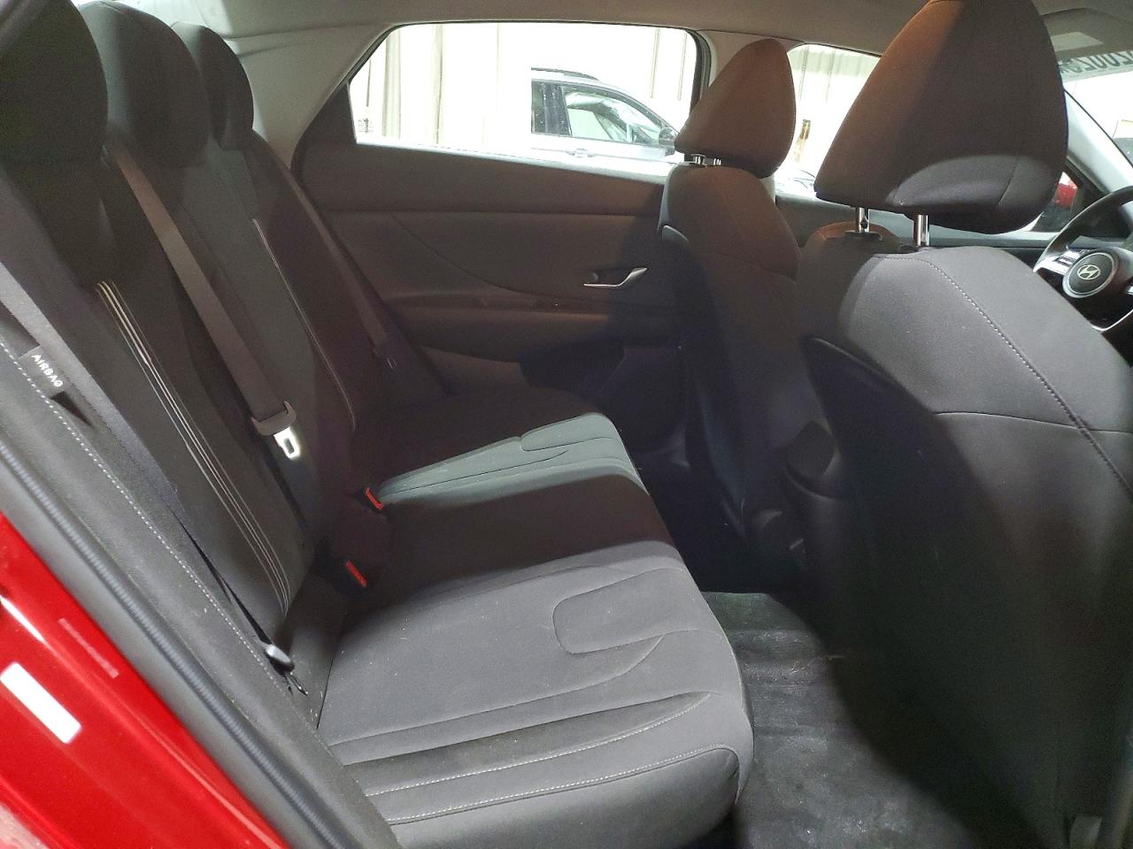 2024 HYUNDAI ELANTRA BLUE photo 10