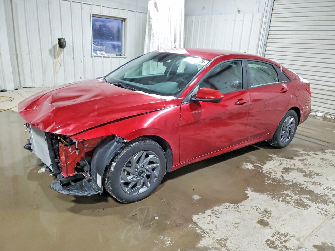 2024 HYUNDAI ELANTRA