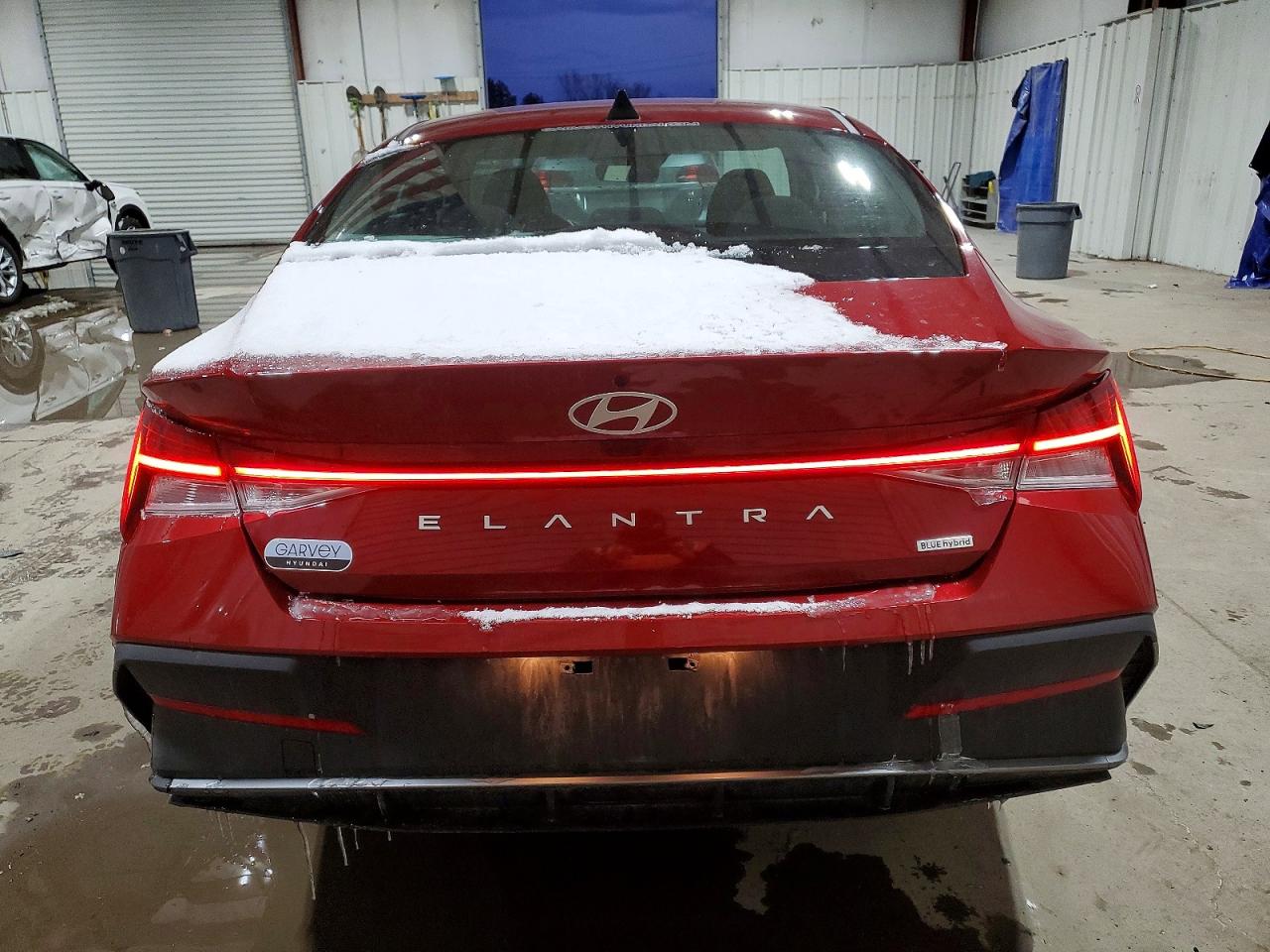 2024 HYUNDAI ELANTRA BLUE photo 6