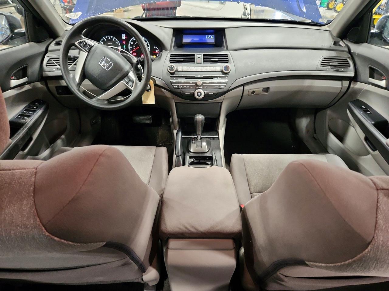 2010 HONDA ACCORD LXP photo 8