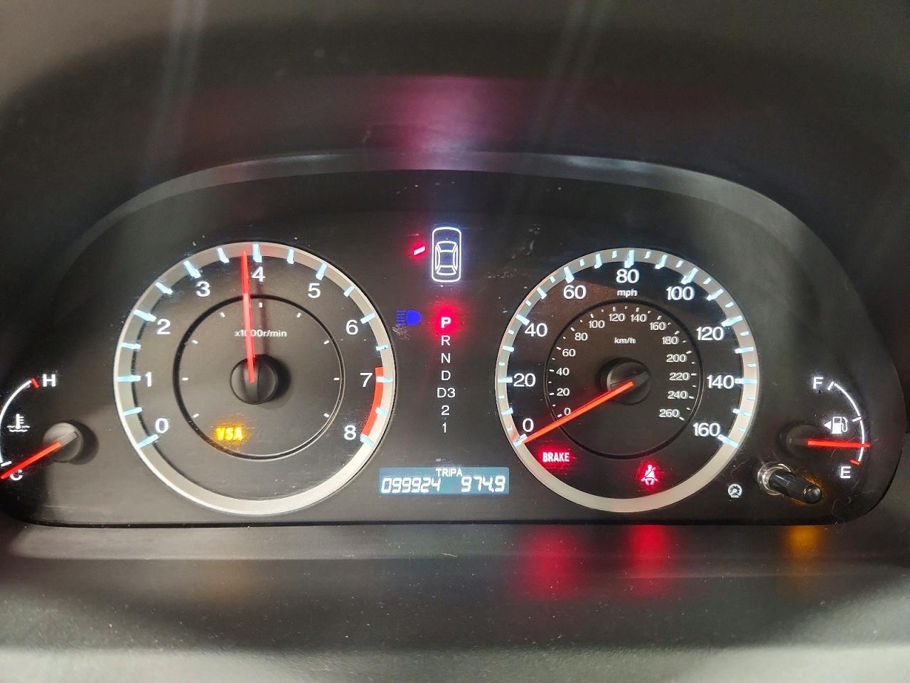 2010 HONDA ACCORD LXP photo 9