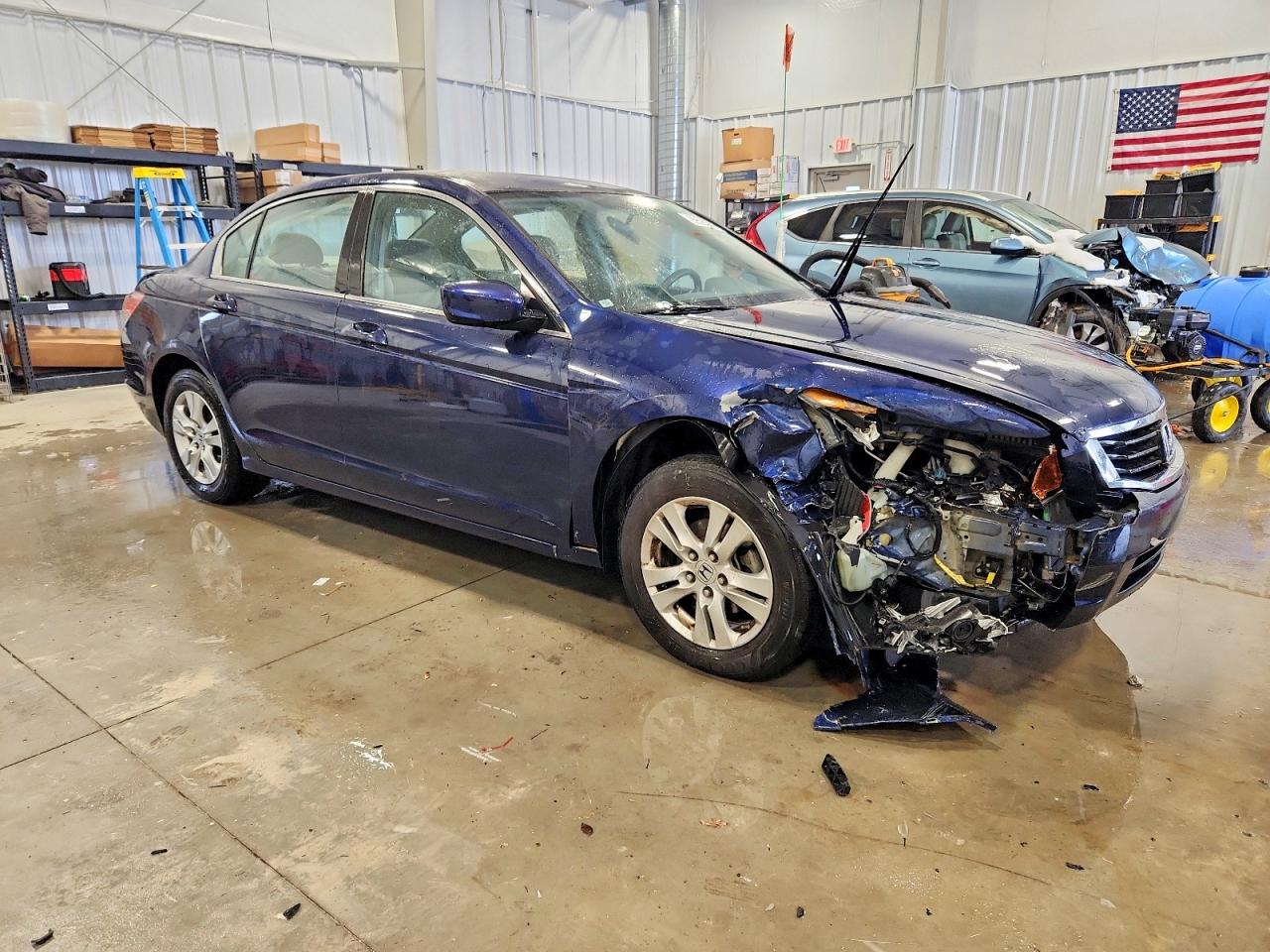 2010 HONDA ACCORD LXP photo 4