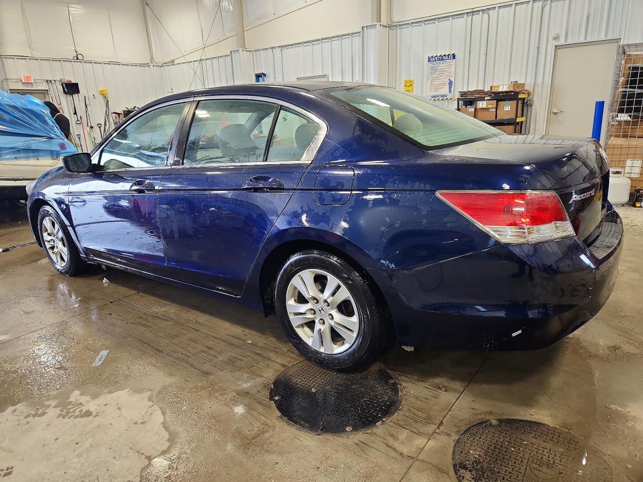 2010 HONDA ACCORD LXP photo 2