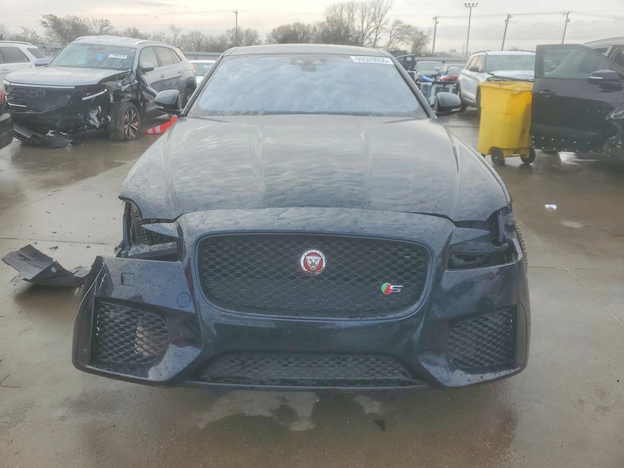2016 JAGUAR XF S photo 5