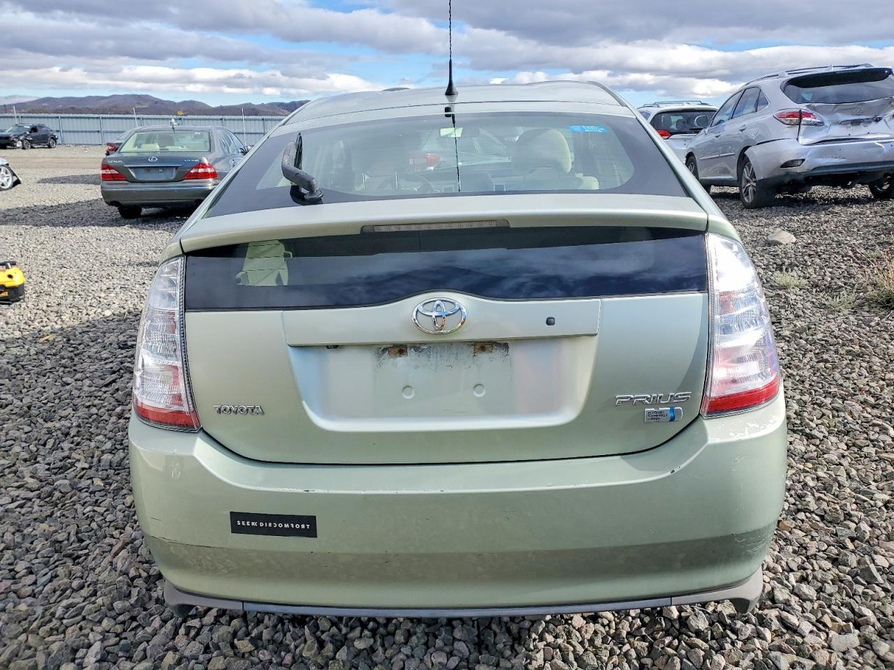 2008 TOYOTA PRIUS photo 6