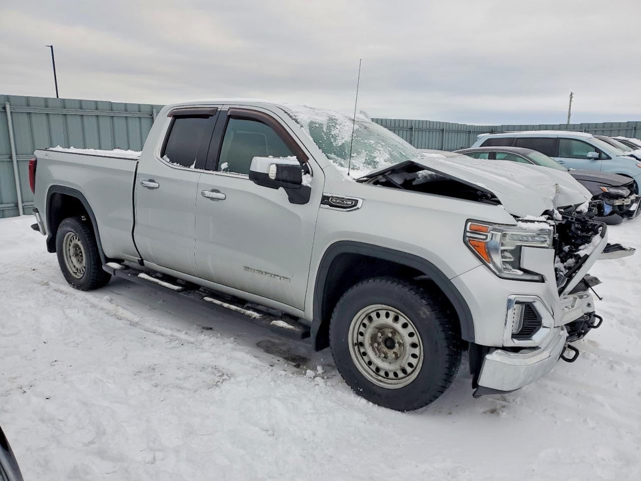 2019 GMC SIERRA K1500 SLT photo 4