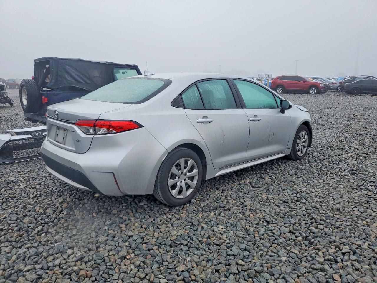 2020 TOYOTA COROLLA LE photo 3