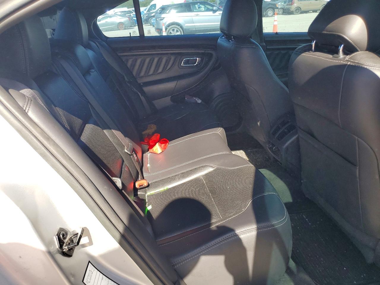 2018 FORD TAURUS LIMITED photo 10