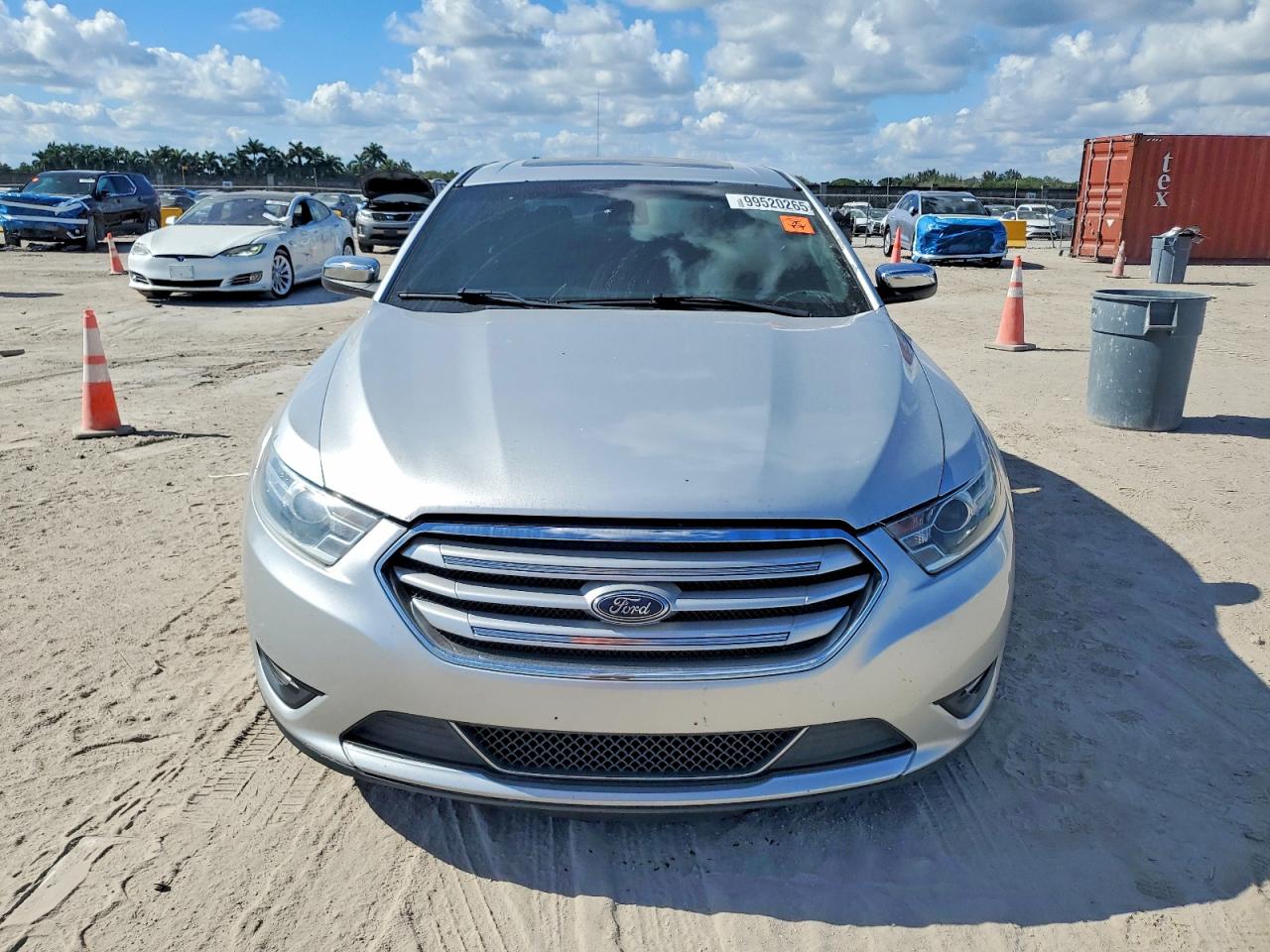2018 FORD TAURUS LIMITED photo 5