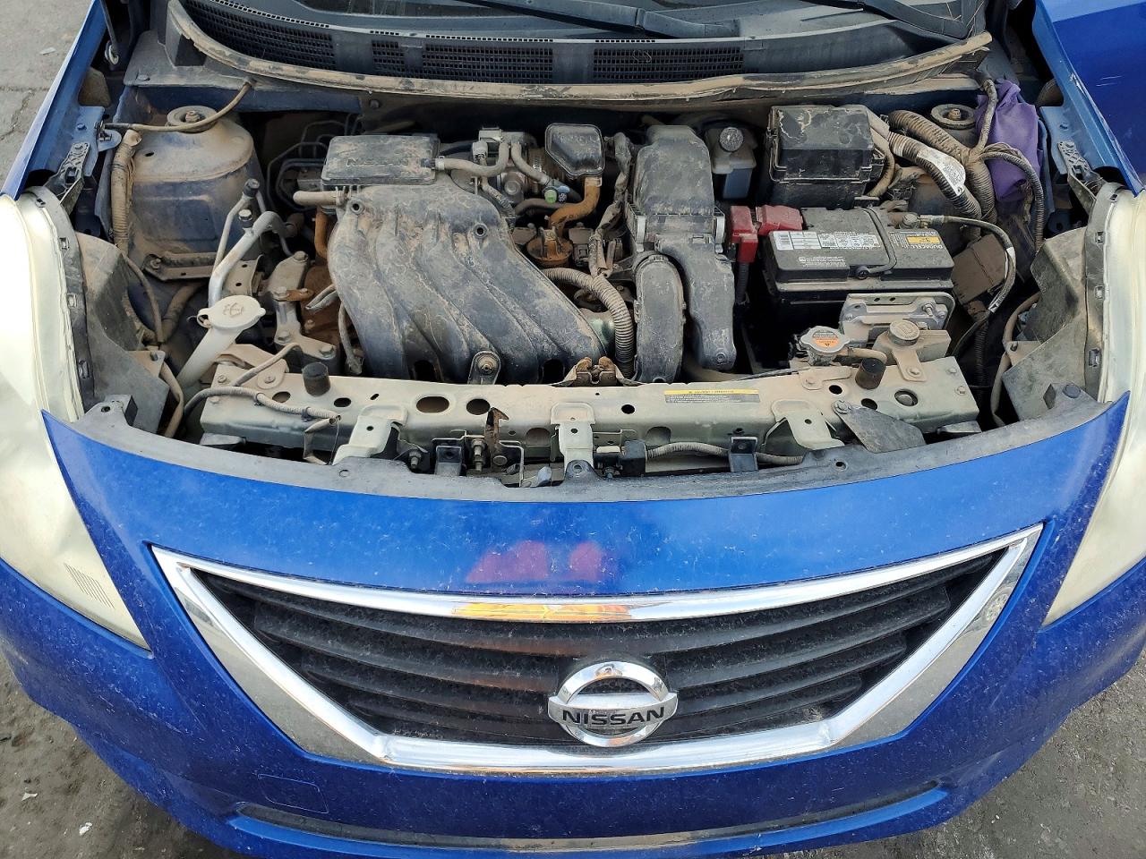 2012 NISSAN VERSA S photo 11