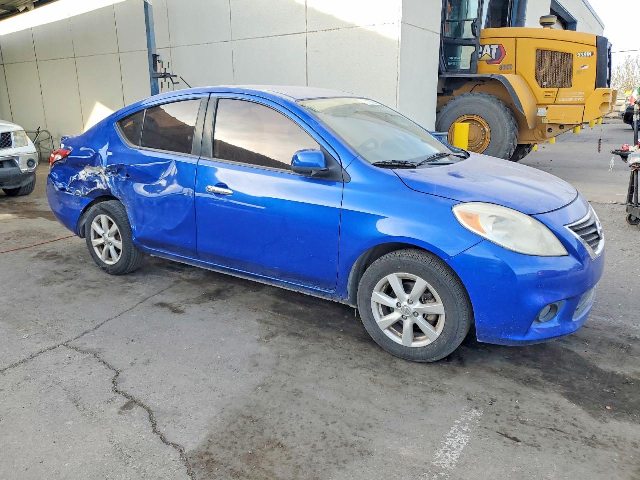 2012 NISSAN VERSA S photo 4