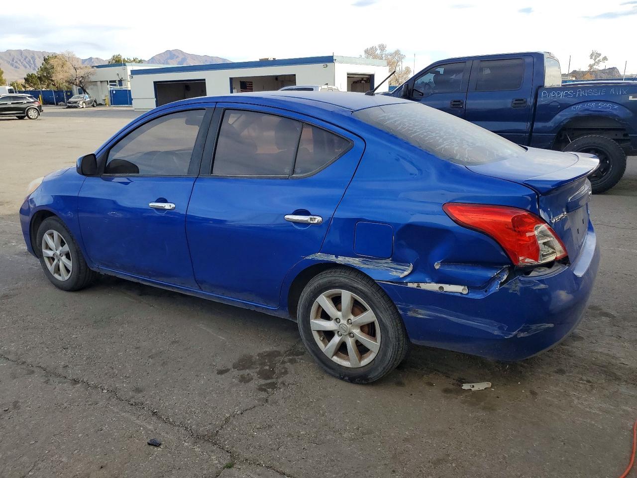 2012 NISSAN VERSA S photo 2