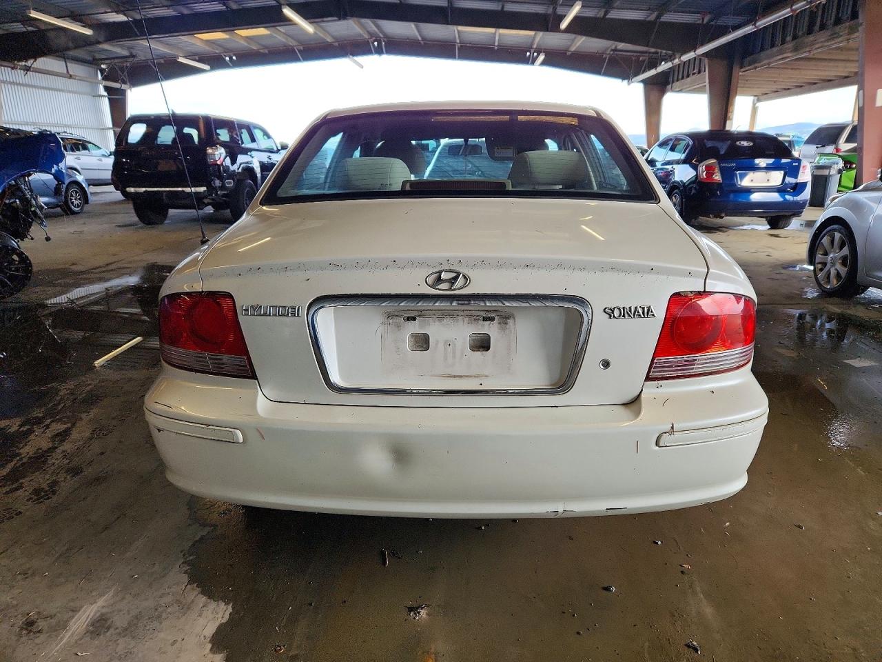 2004 HYUNDAI SONATA GL photo 6