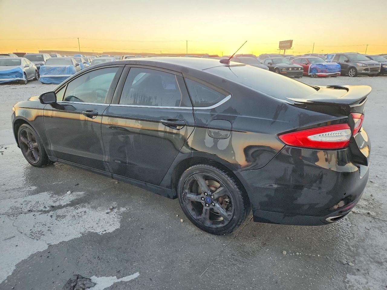 2016 FORD FUSION SE photo 2