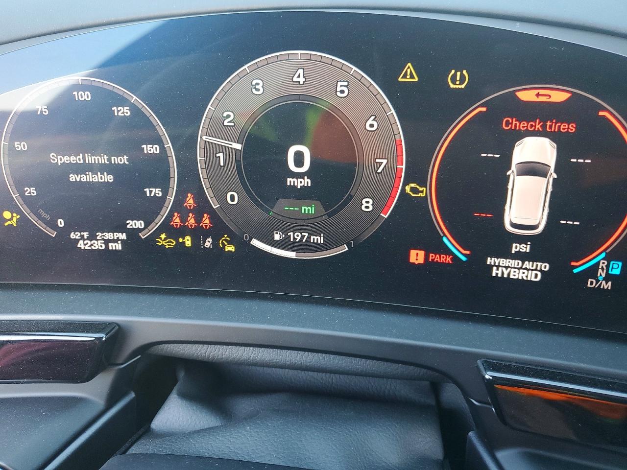 2025 PORSCHE CAYENNE SE HYBRID photo 9