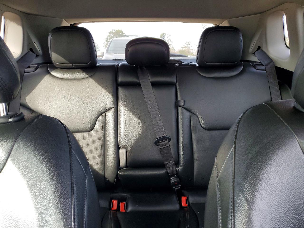 2022 JEEP COMPASS LATITUDE LUX photo 19