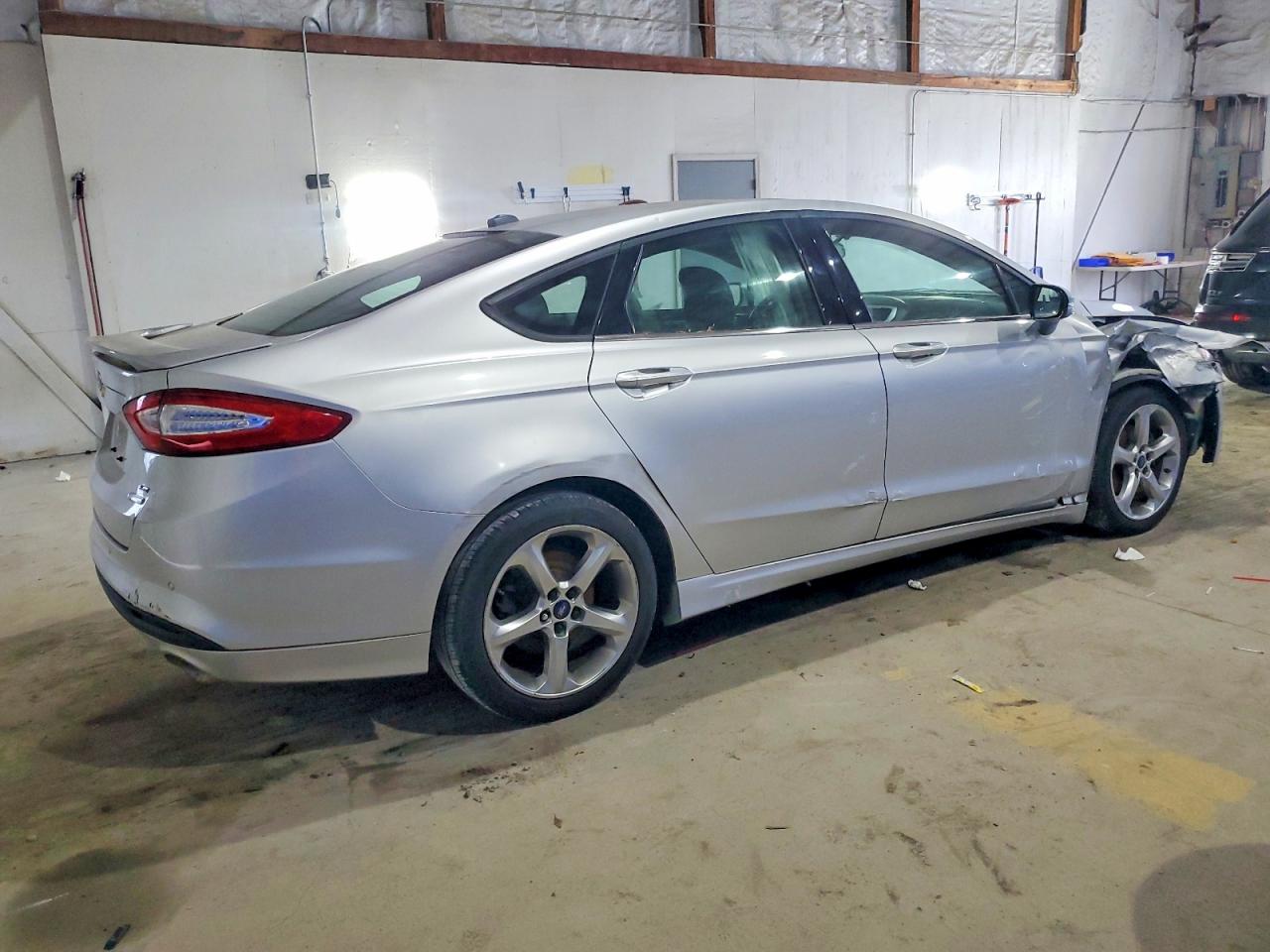 2013 FORD FUSION SE photo 3