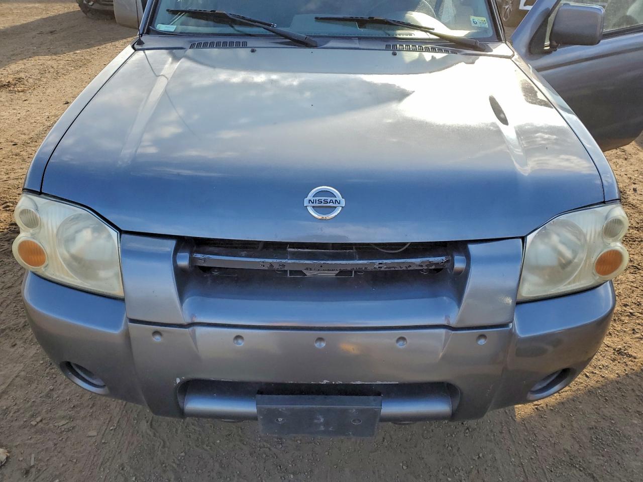 2003 NISSAN FRONTIER KING CAB XE photo 11